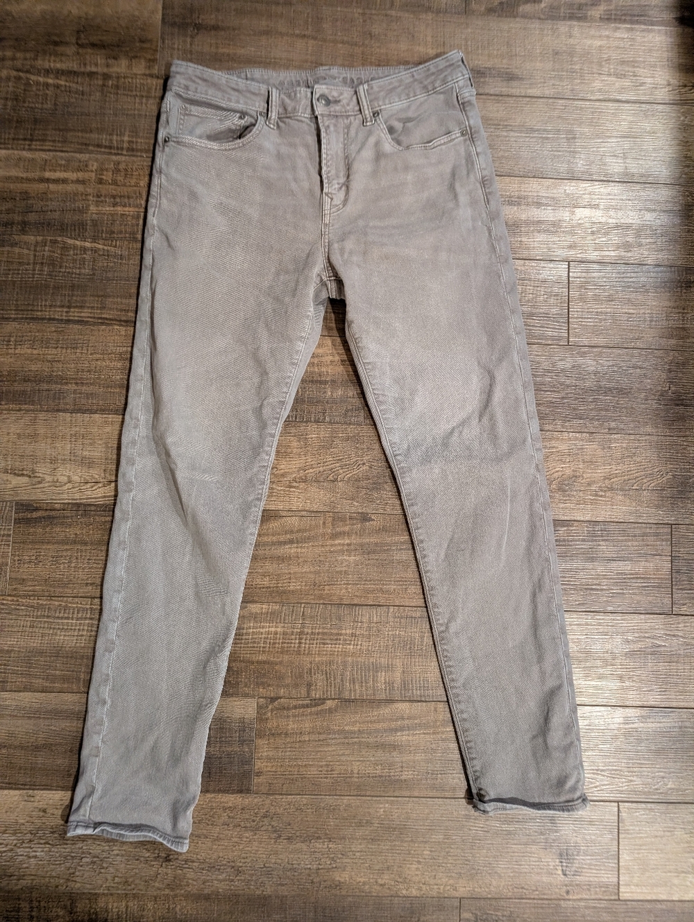 American Eagle Gray Athletic Fit Denim Jeans Size 34 x 34